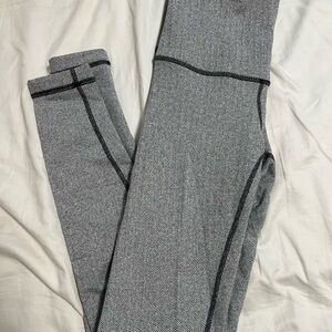 Lululemon Gray Chevron Leggings